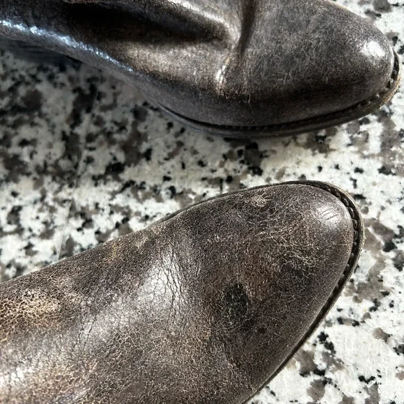 Frye Deborah Studded Boots Size 8 Distressed EUC - Picture 7 of 13